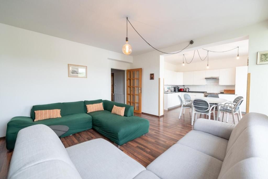 Dům – 4 ložnice, 2 koupelny, až 15 hostů